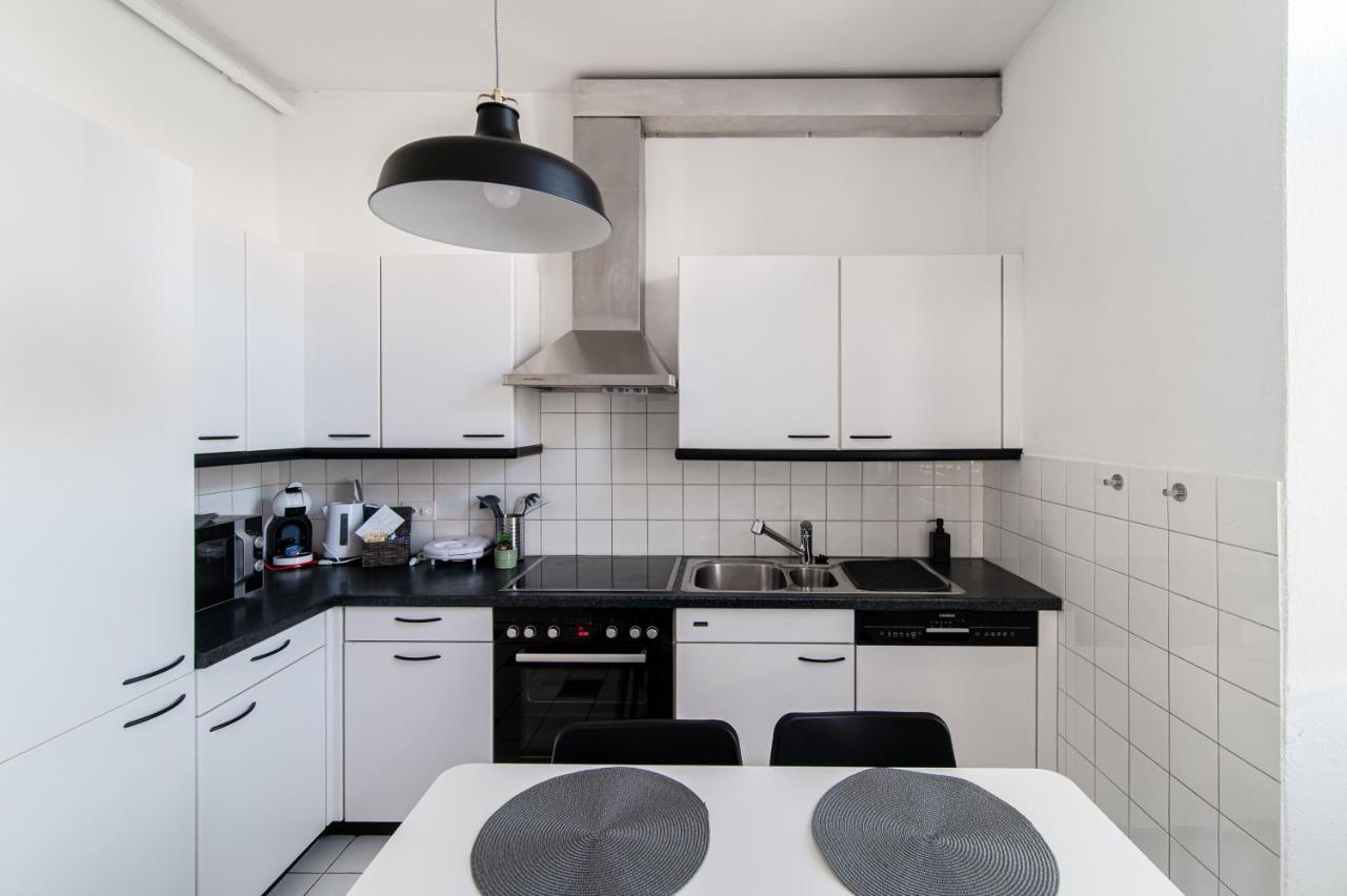 Giuka Apartment By Quokka 360 - Close To The Station Massagno Exterior photo